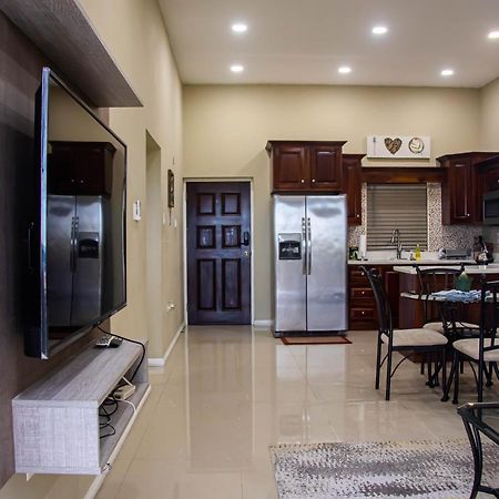 Comfort Homes คิงส์ตัน ภายนอก รูปภาพ